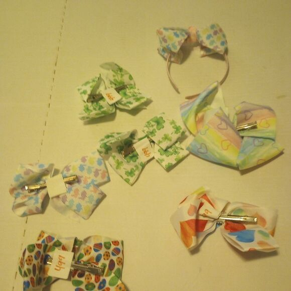 Holiday hair bow bundle hearts, shamrocks,Easter eggs NWT - Picture 5 of 8
